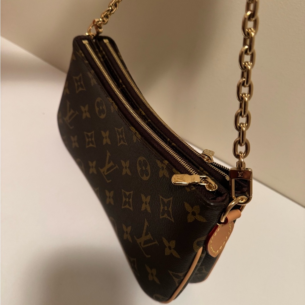 Louis Vuitton Brown Monogram Double Pochette with Gold Chain and Tan Trim - Picture 5 of 6